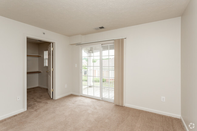 1BR, 1BA - 831 SF - Bedroom - Valley View