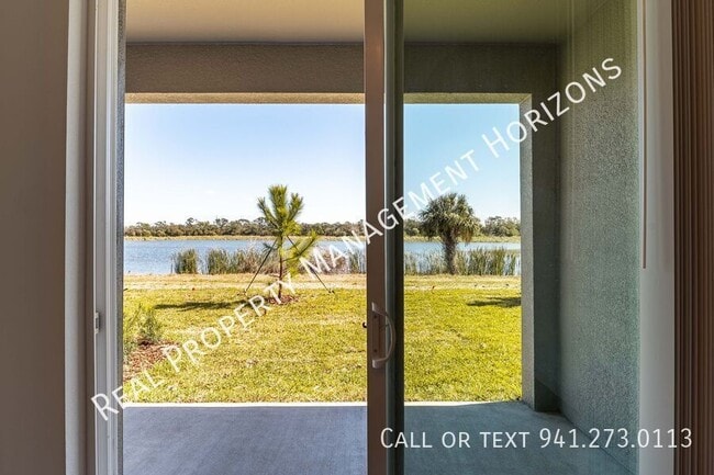 Foto del edificio - 10952 65th Ter E