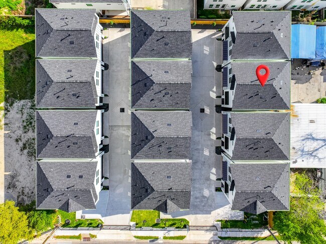 Foto del edificio - 7735 Hammerly Blvd