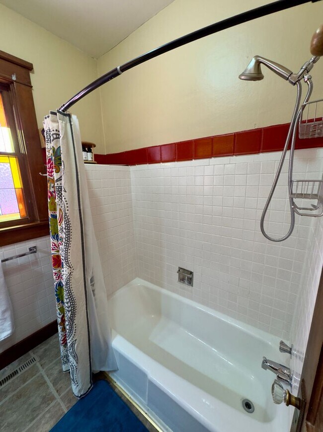 Foto del edificio - 930 N 31st St