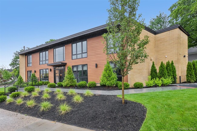 Building Photo - 325 Manville Rd