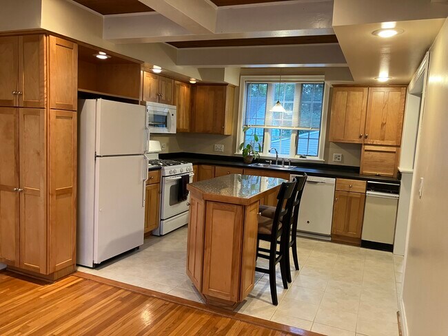 Cocina/Comedor - 31 Linwood Ave