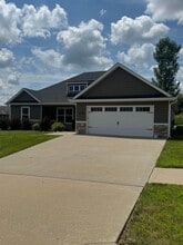 Building Photo - 4806 Winrose Ct