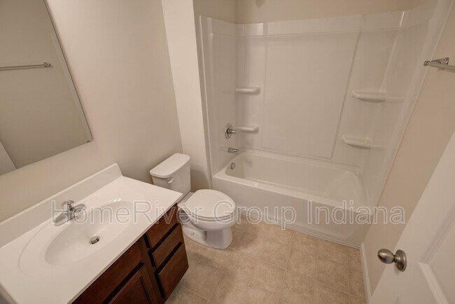 Building Photo - 2729 Pointe Harbour Dr