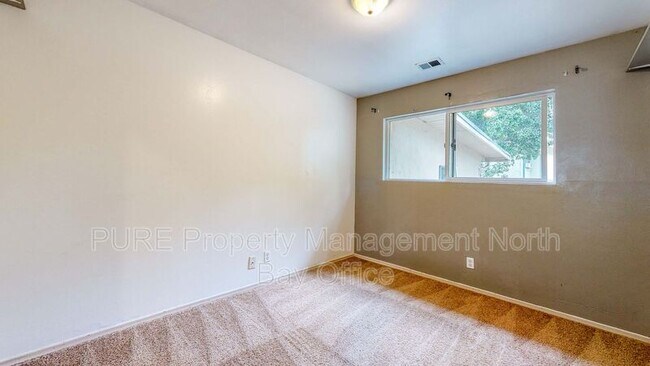 Building Photo - 507 Antonio St