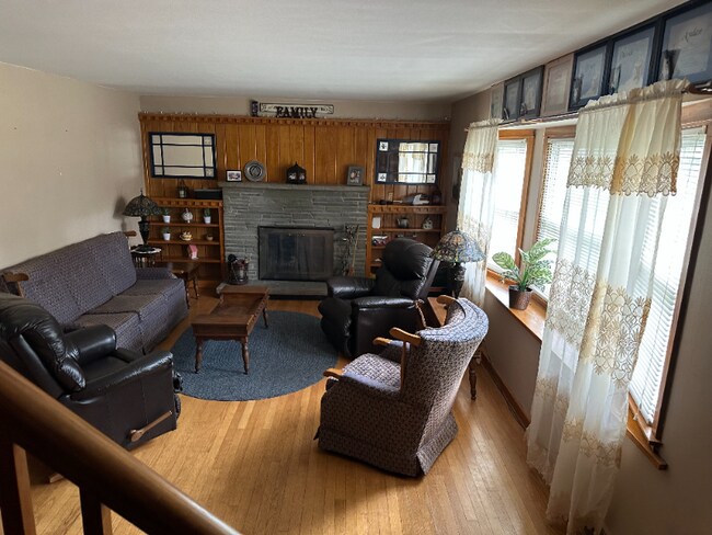 Building Photo - 20 Pine Knob Dr