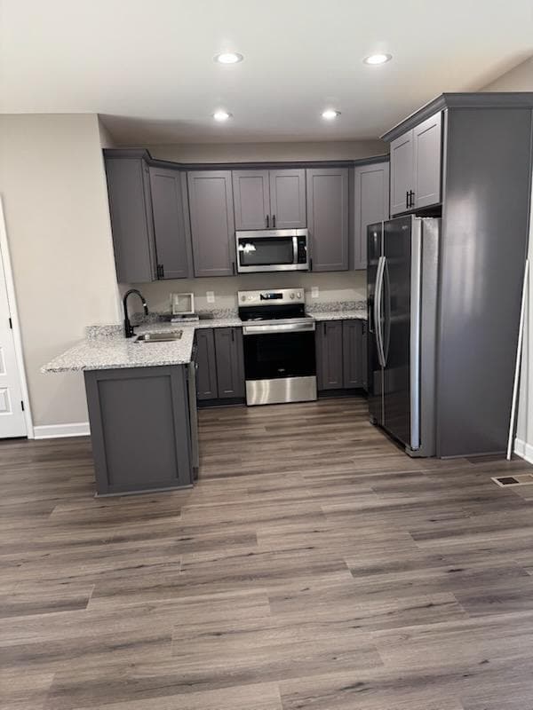 Foto del edificio - 402 E Bledsoe St