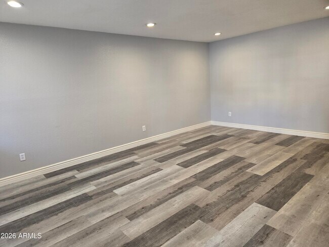 Foto del edificio - 2674 N 43rd Ave