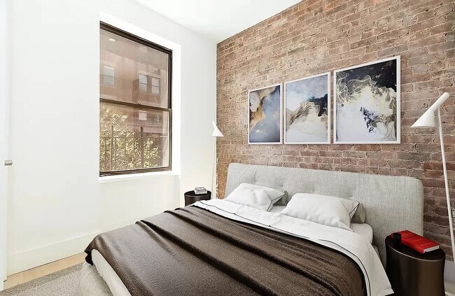 Building Photo - 254 Broome St