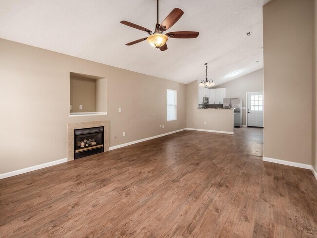 Foto del edificio - 5222 Horseshoe Dr N