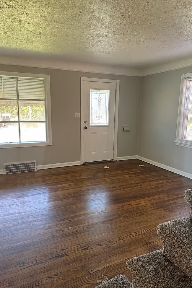 Foto del edificio - 11749 Arden Ave