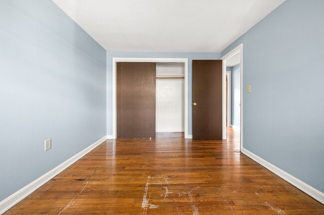 Foto del edificio - 35 Deerfield Ct