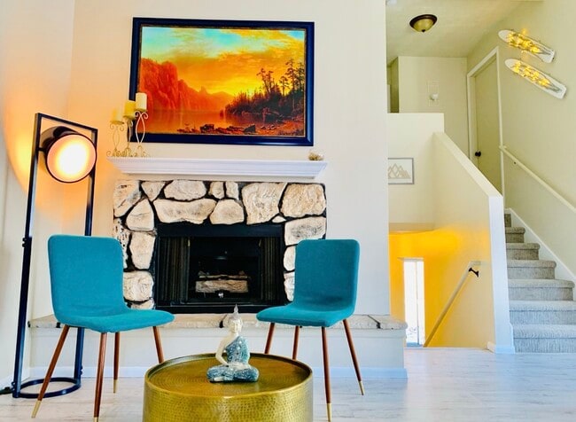Living Room - 1885 E Jeremy Ct Townhome