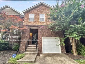 Building Photo - 520 Pippin Dr