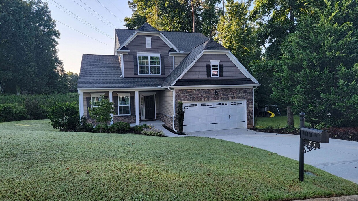 217 Kylemore Ln, Greer, SC 29650 House Rental in Greer, SC