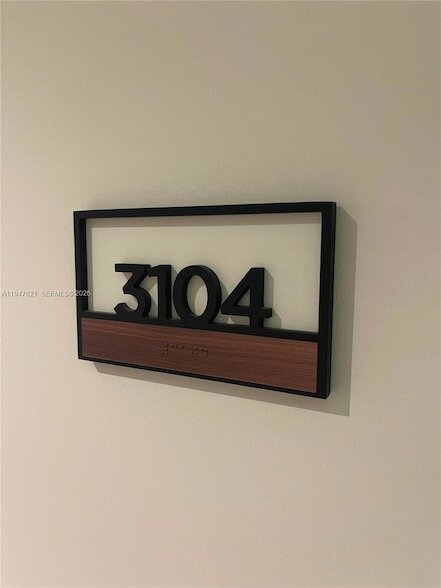 Foto del edificio - 225 N Miami Ave