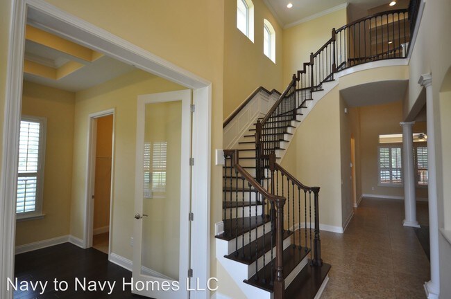 Building Photo - 306 Willow Winds Pky