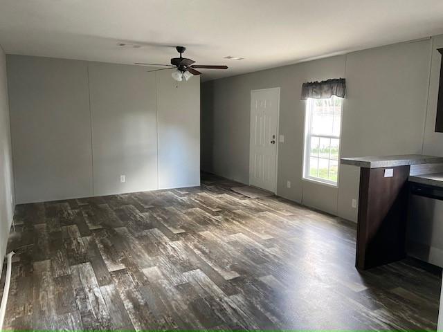 Building Photo - 9334 Eden Dr