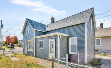 Building Photo - 1011 19th Ave