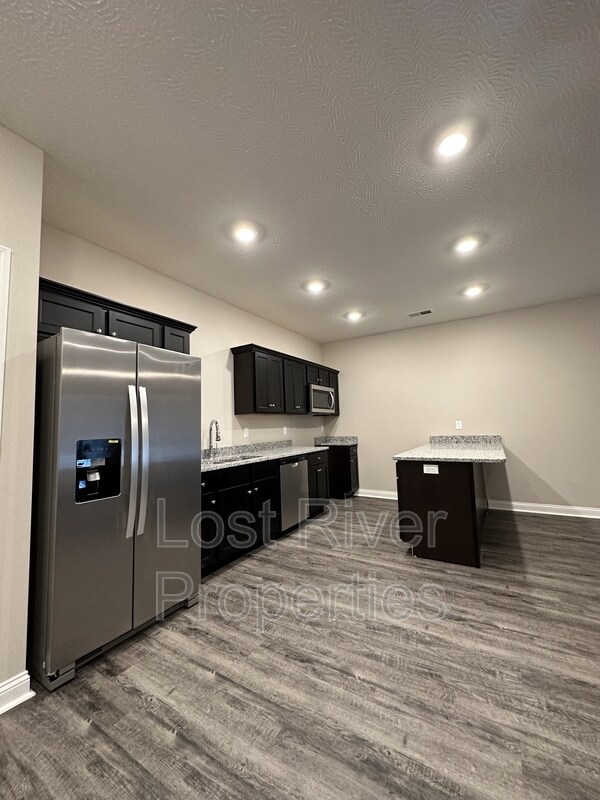 Foto del edificio - 4563 Wal Valley Way