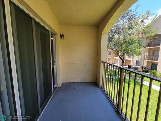 Building Photo - 4115 San Marino Blvd