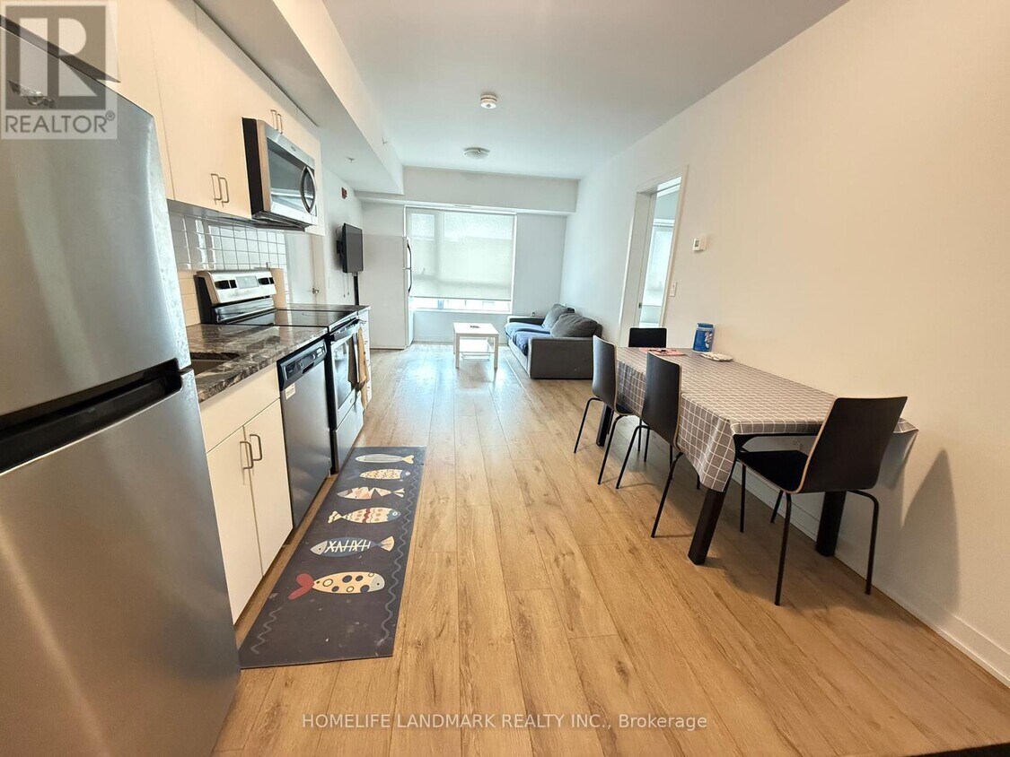 Photo principale - 1800-1800 Simcoe St N