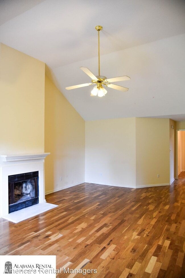 Building Photo - 3 br, 2 bath House - 5685 Jan Way