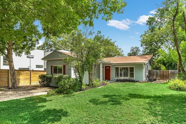 Foto del edificio - 208 Braeswood Rd