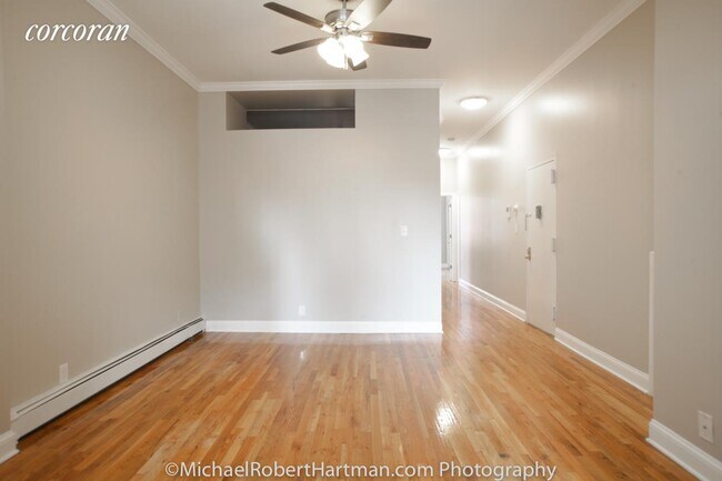 Building Photo - 309 5th Ave