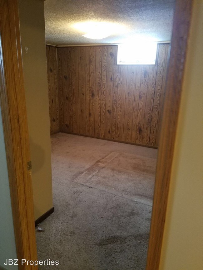 Building Photo - 1 br, 1 bath House - 1413 Gorton Down