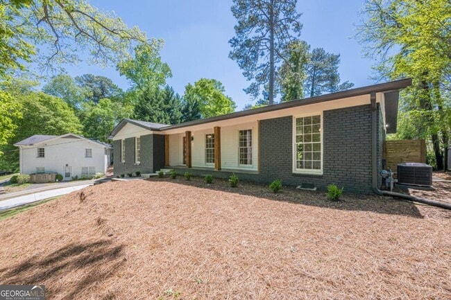Building Photo - 3350 Pine Meadow Rd NW