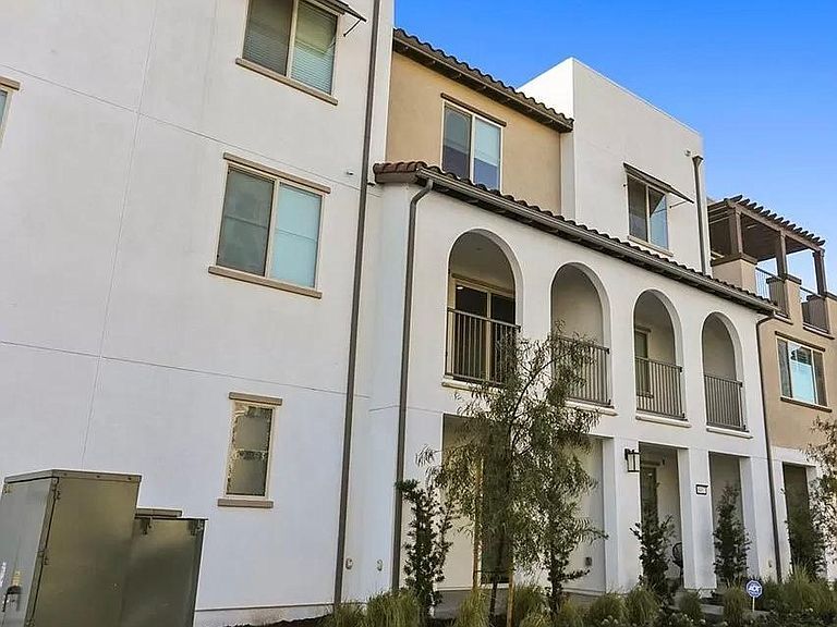 8459 Spirit St, Chino, CA 91708 Townhouse for Rent in Chino, CA