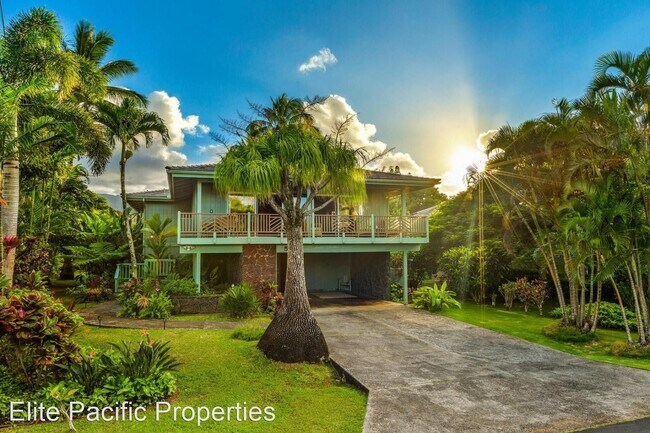 Building Photo - 4 br, 3.5 bath House - 5072 Kamamalu Loop