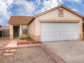 Building Photo - 11774 W Aster Dr