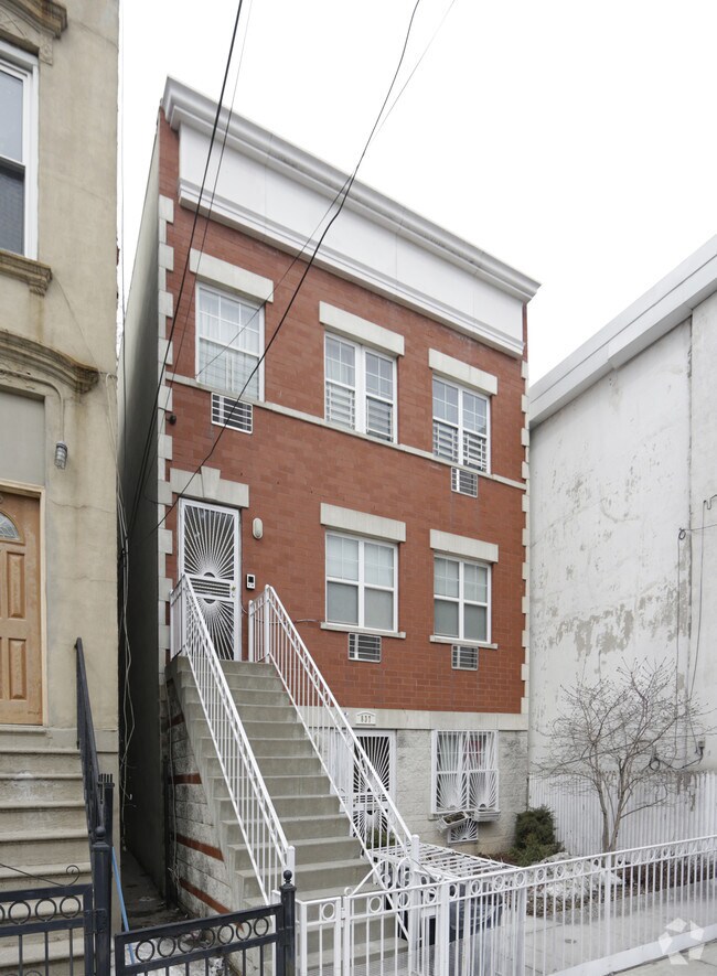837 Courtlandt Ave Bronx, NY 10451 Rentals Bronx, NY
