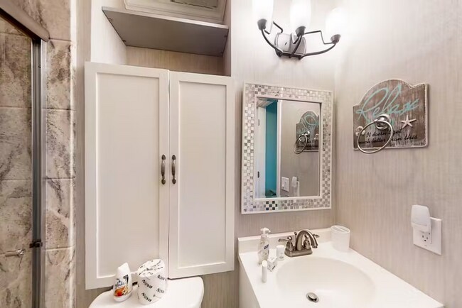 Foto del edificio - 107 Toby Ct