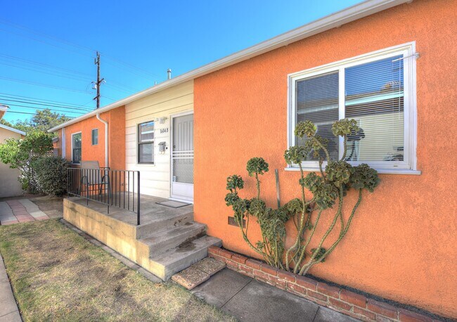 Foto del edificio - 1604 N Hollywood Way