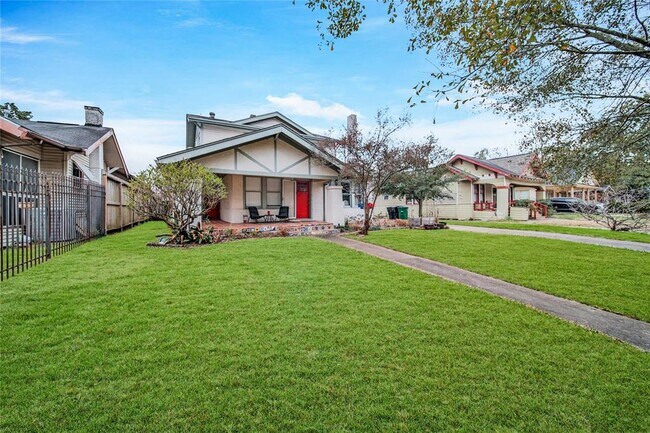 Building Photo - 4614 Park Dr
