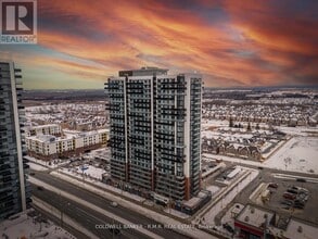 Building Photo - 2550-2550 Simcoe St N