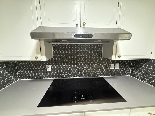 Foto del edificio - Available now! This one of a kind Rental i...