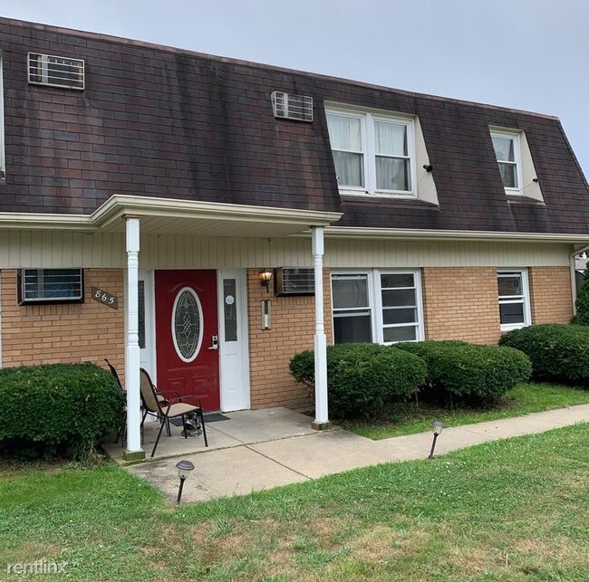 865 Cook Ave Unit 3 Youngstown Oh 44512 Apartment For Rent In