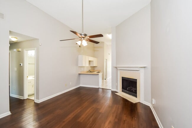 Building Photo - 6795 Black Oak Dr