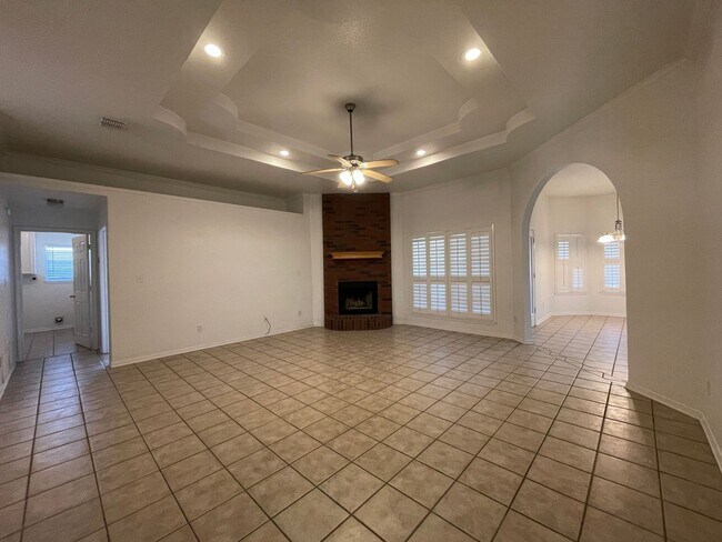 Foto del edificio - 4-Bedroom House for Rent in Killeen