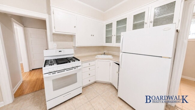 Building Photo - 1768 S 400 E