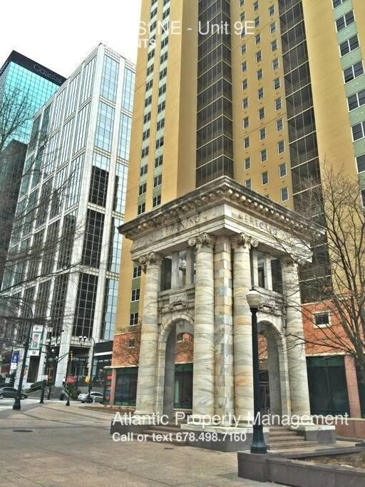 Foto principal - 300 Peachtree St NE