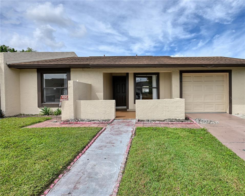 Foto principal - 1156 Alicante Ave
