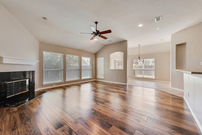 Photo - 7900 Brookmount St House