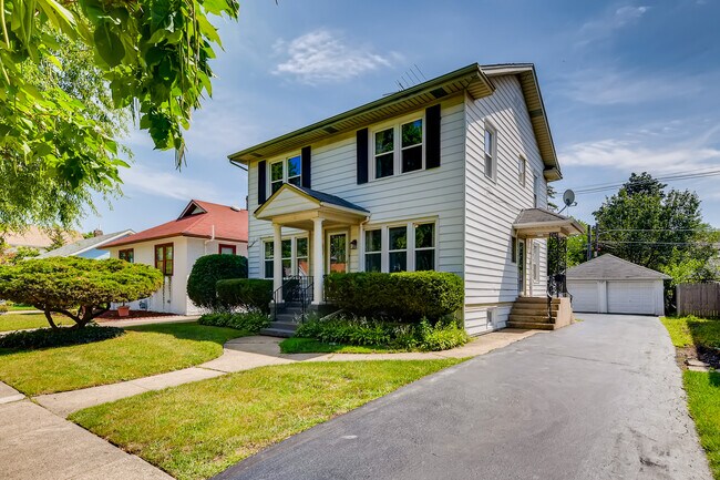 Foto del edificio - 97 E Quincy St