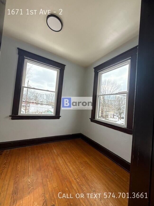 Foto del edificio - 1671 1st Ave