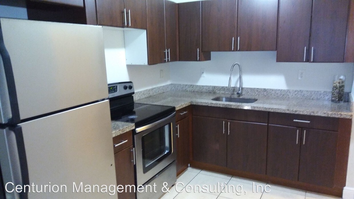 Foto del edificio - 790 NE 128th St